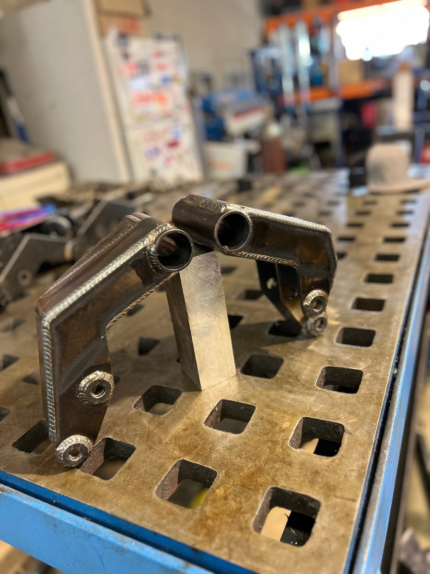 Universal steering swingers